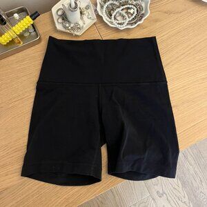 TNA Butter Cheeky High-Rise 5" Short